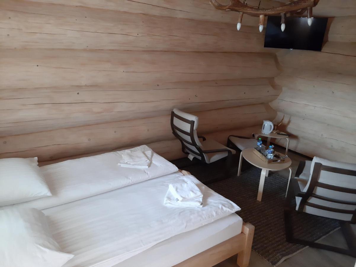 Hotel Pod Koziorozcami Trzebiechow Esterno foto