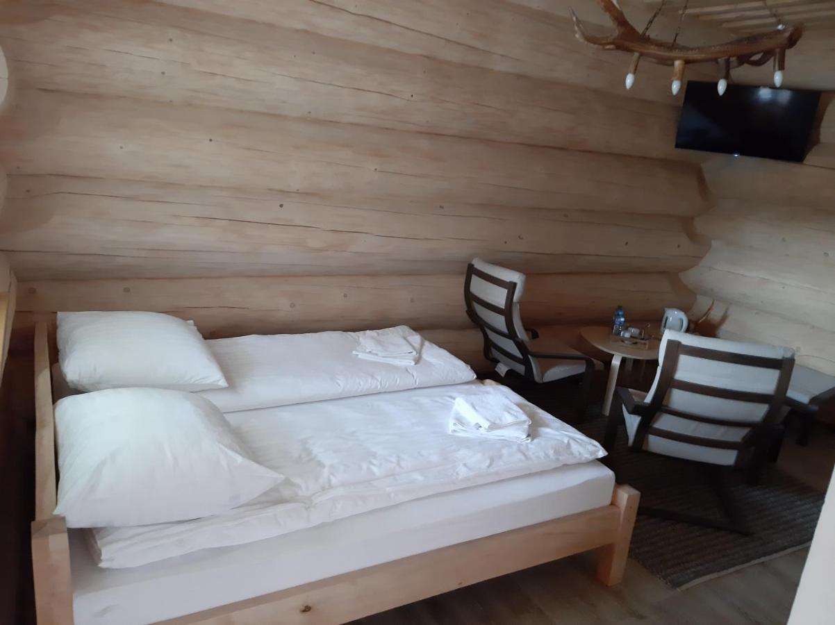 Hotel Pod Koziorozcami Trzebiechow Esterno foto